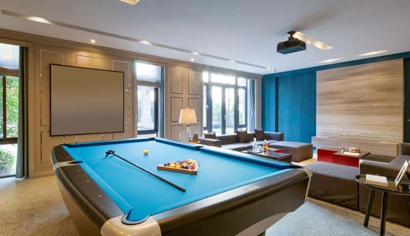 5 Ways to Make Room for the Perfect Man Cave