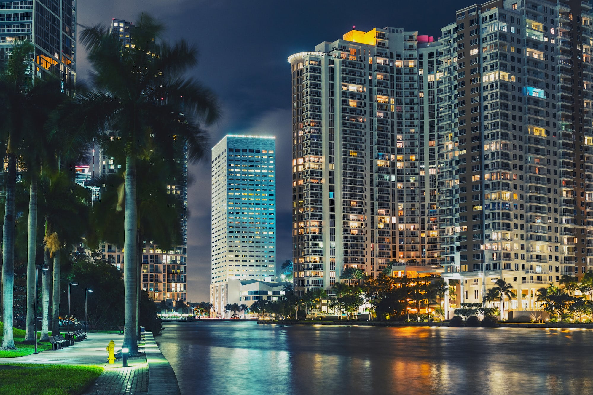 Miami, FL City Guide: Dining, Attractions, & Shopping